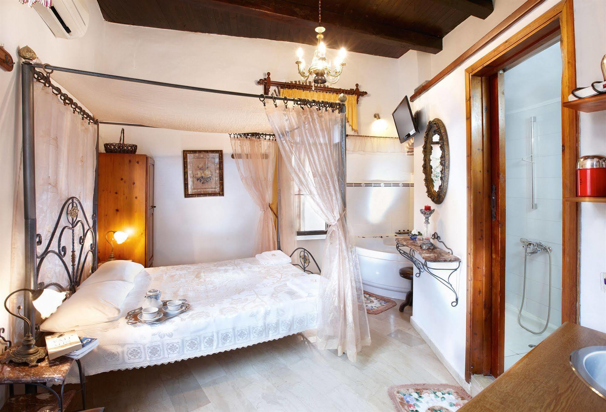 Archontiko Evgenia Studios & Suites Old Town Chania Chania  Ngoại thất bức ảnh
